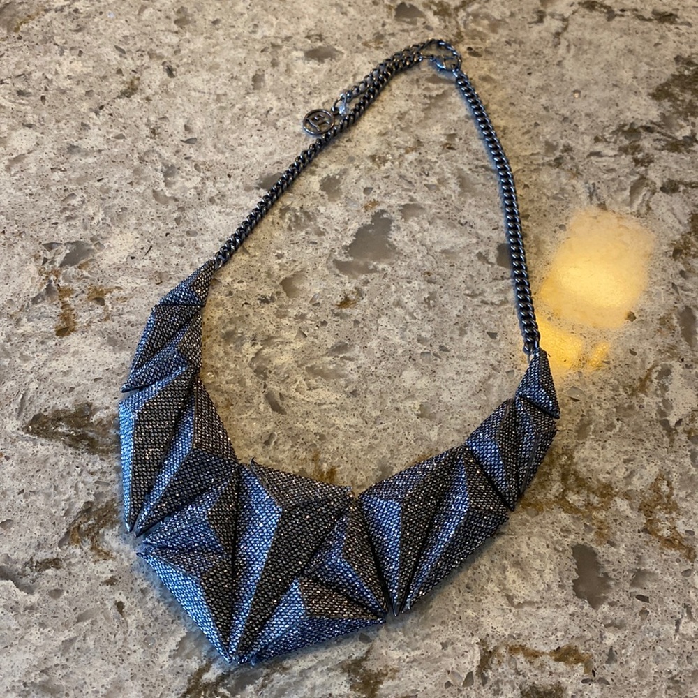 Statement necklace
